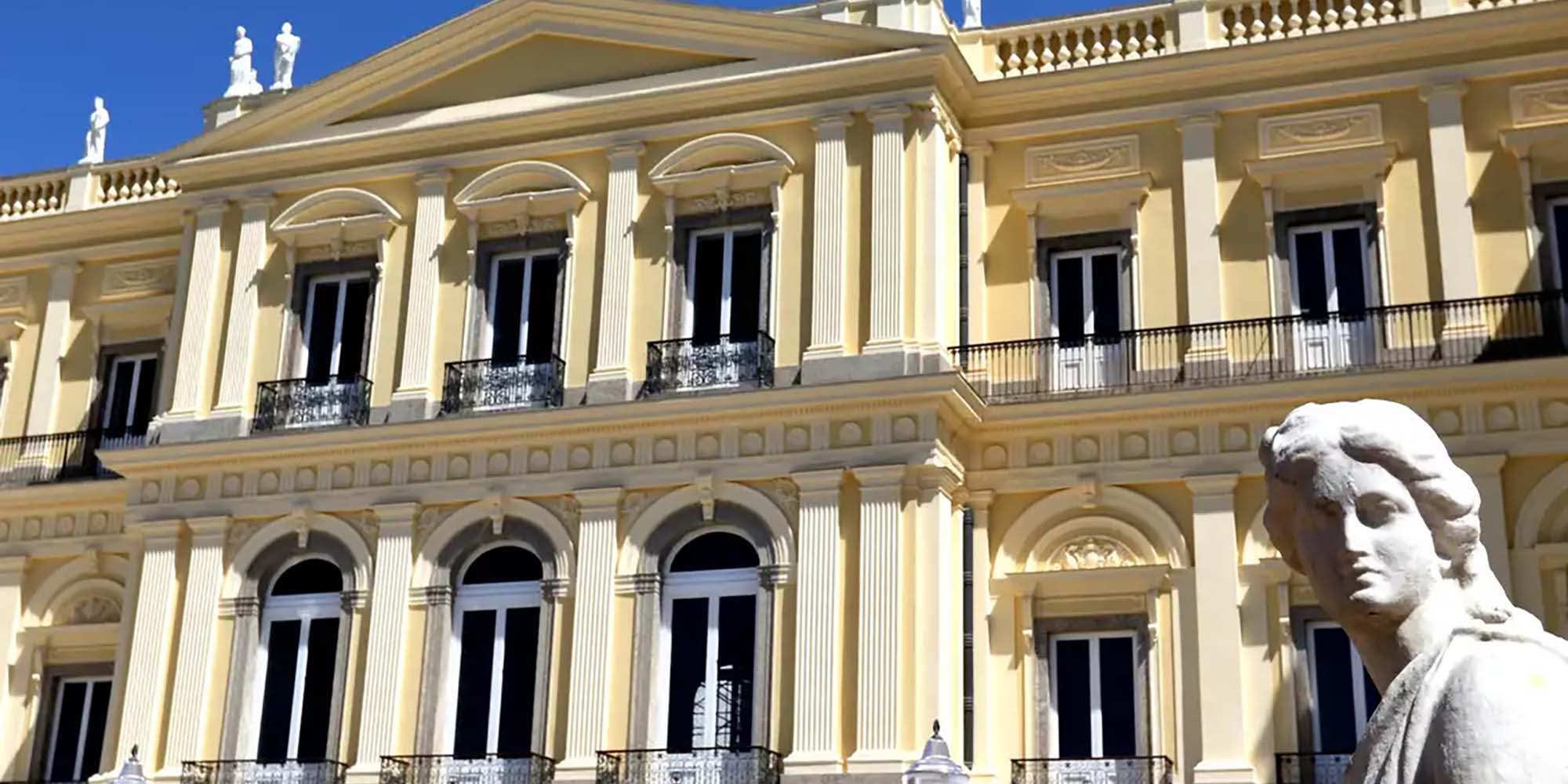 fachada do Museu Nacional da Quinta da Boavista